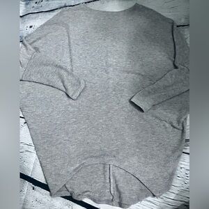 Jolie Women's Heather Gray Crewneck Sweater